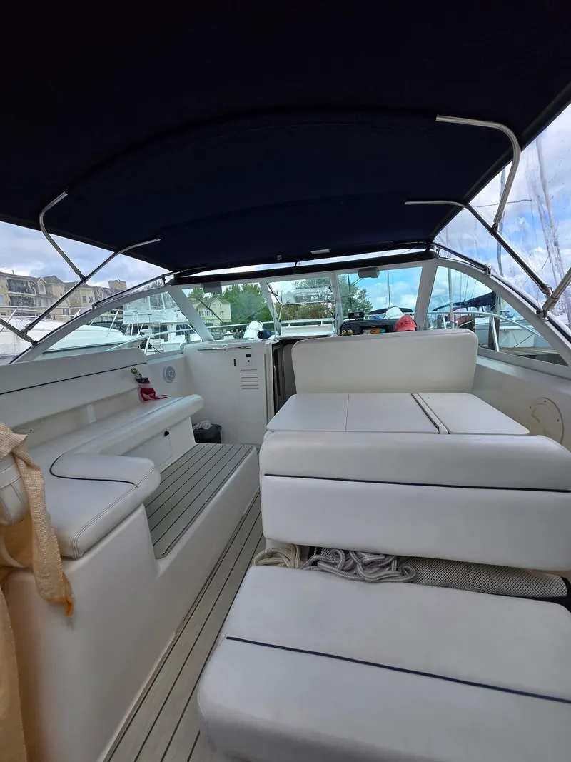 Slide: The Image of Tiara 2900 Coronet 2000 - 4