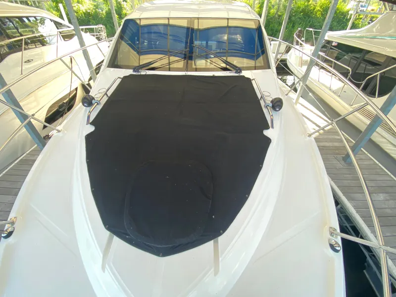 Slide: The Image of Sea Ray 400 Sundancer 2016 - 2