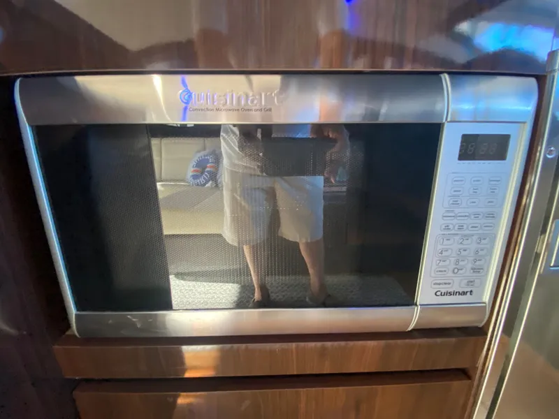 Slide: The Image of Sea Ray 400 Sundancer 2016 - 41