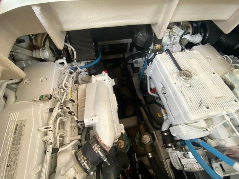 Slide: The Image of Sea Ray 400 Sundancer 2016 - 63