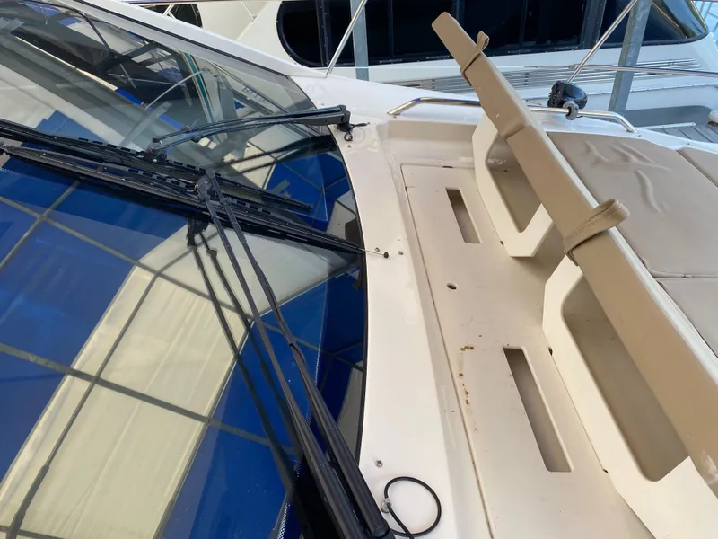 Slide: The Image of Sea Ray 400 Sundancer 2016 - 8