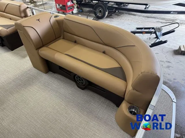 Slide: The Image of Tahoe Sport 2385 Rear Fish & Honda 4-Stroke EFI 2026 - 8