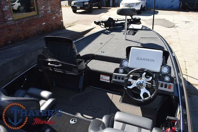 Slide: The Image of Nitro Z19 Pro 2025 - 35