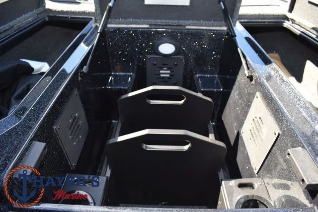 Slide: The Image of Nitro Z19 Pro 2025 - 6