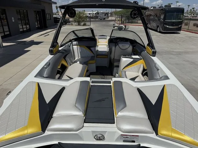 Slide: The Image of Tigé Z3 2013 - 9