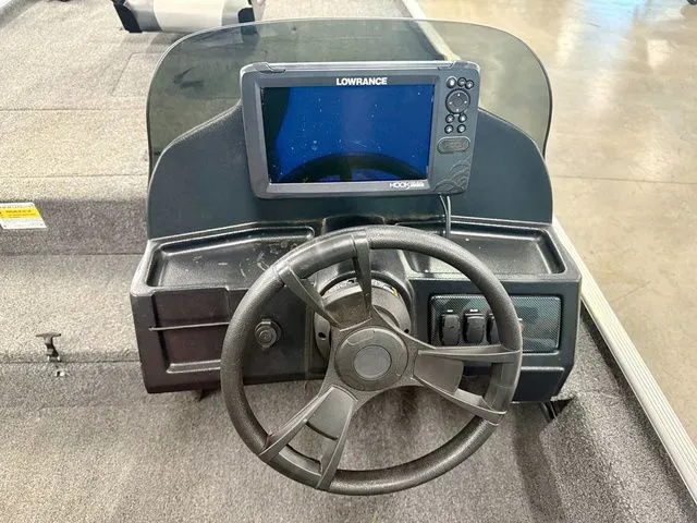 Slide: The Image of Lowe Skorpion 16 2023 - 6