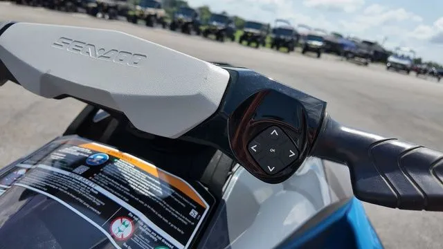 Slide: The Image of Sea-Doo GTI SE 130 IBR 2021 - 7