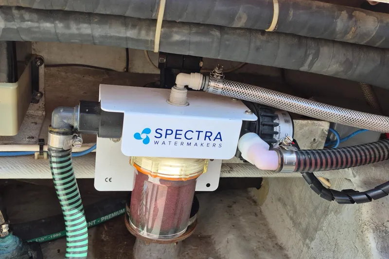 Slide: The Image of Able 44 Downeast Express Cruiser 1997 - 59