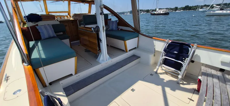 Slide: The Image of Able 44 Downeast Express Cruiser 1997 - 87