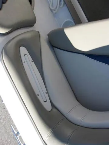 Slide: The Image of Four Winns 180 HORIZON I/O 4.3L V6 190HP W/ TRAILER 1999 - 17