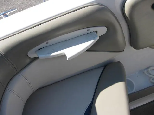 Slide: The Image of Four Winns 180 HORIZON I/O 4.3L V6 190HP W/ TRAILER 1999 - 18