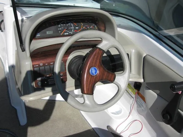 Slide: The Image of Four Winns 180 HORIZON I/O 4.3L V6 190HP W/ TRAILER 1999 - 8