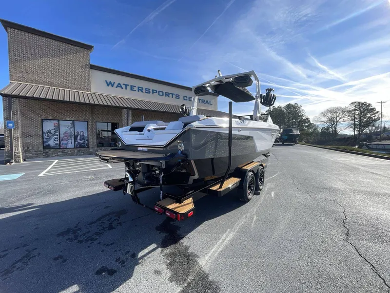 Slide: The Image of Nautique Super Air Nautique S25 2024 - 3