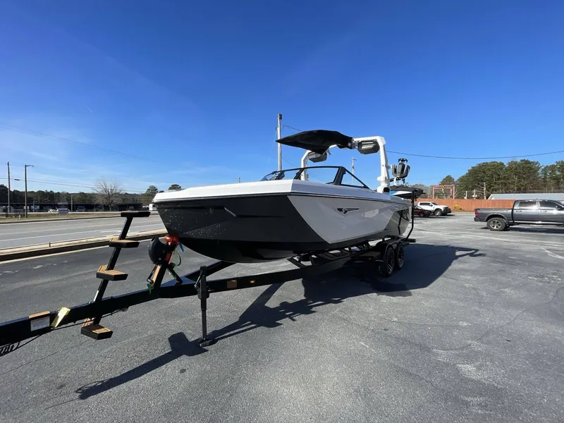 Slide: The Image of Nautique Super Air Nautique S25 2024 - 4