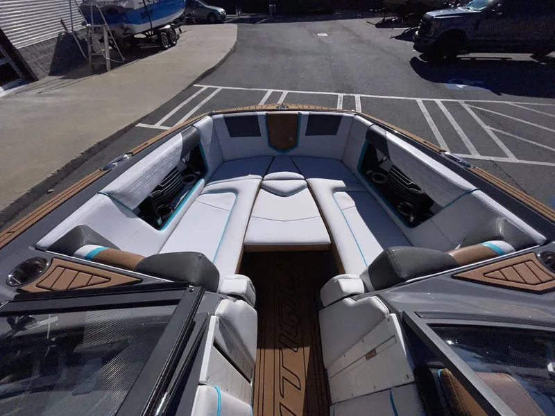 Slide: The Image of Nautique G23 2017 - 20