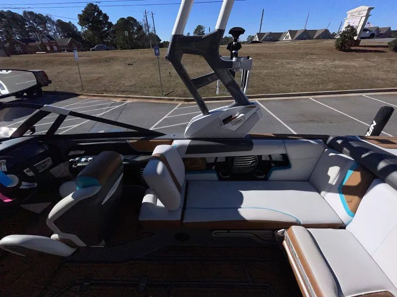 Slide: The Image of Nautique G23 2017 - 4