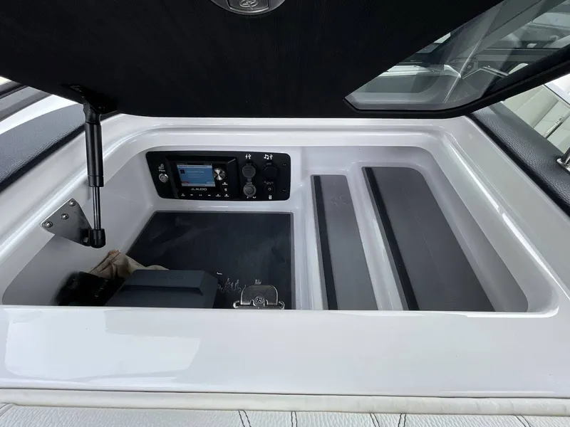 Slide: The Image of Nautique G25 Paragon 2023 - 16