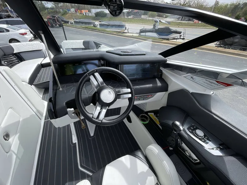 Slide: The Image of Nautique G25 Paragon 2023 - 33