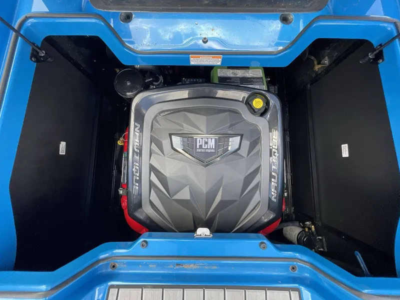 Slide: The Image of Nautique G25 2022 - 17