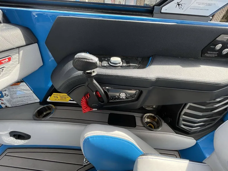 Slide: The Image of Nautique G25 2022 - 18