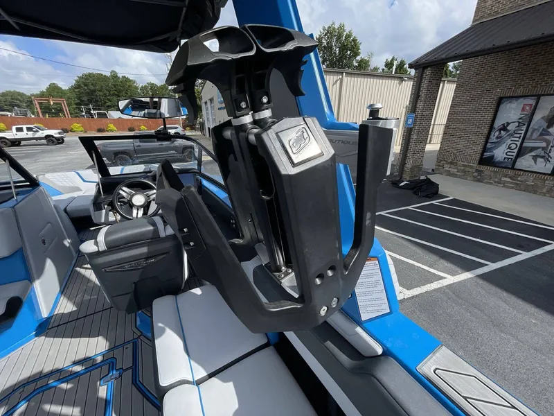 Slide: The Image of Nautique G25 2022 - 19