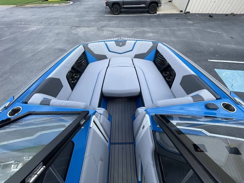 Slide: The Image of Nautique G25 2022 - 21