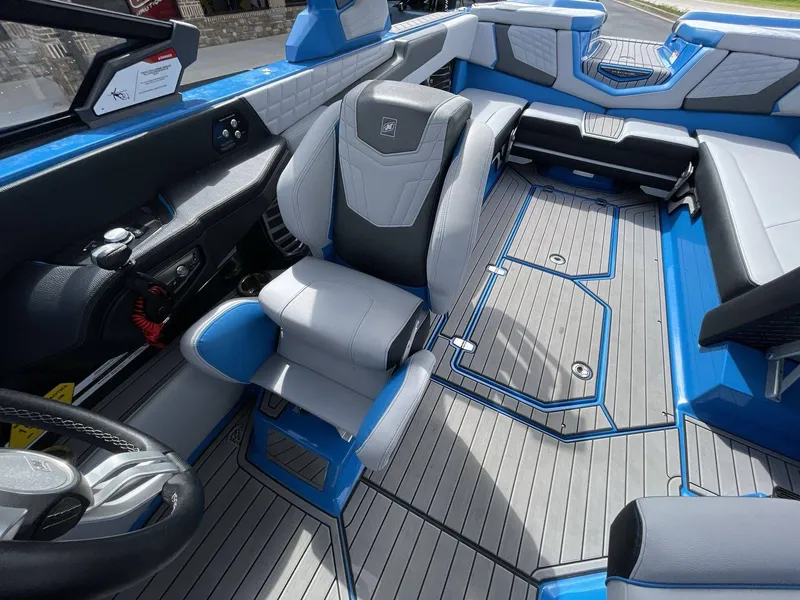 Slide: The Image of Nautique G25 2022 - 22