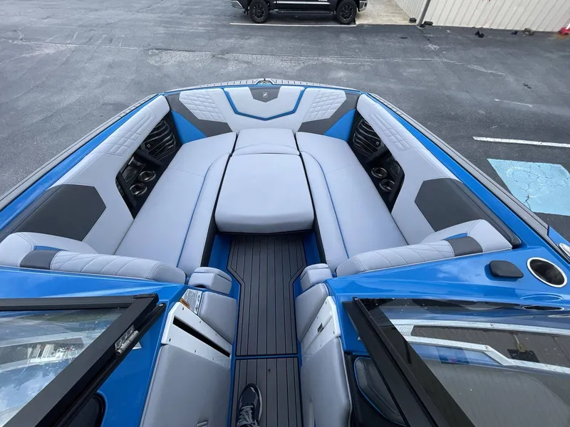 Slide: The Image of Nautique G25 2022 - 30