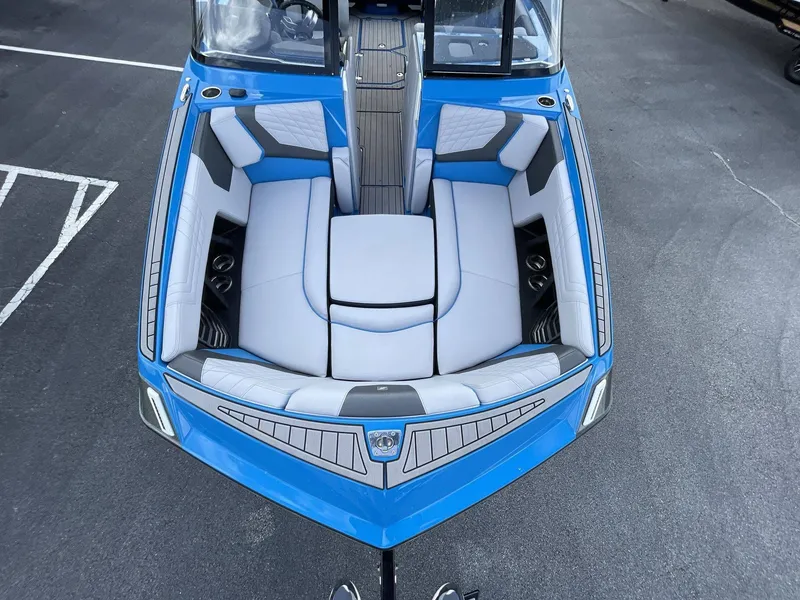 Slide: The Image of Nautique G25 2022 - 32