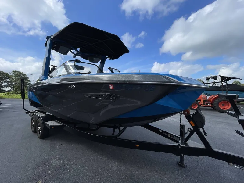 Slide: The Image of Nautique G25 2022 - 6