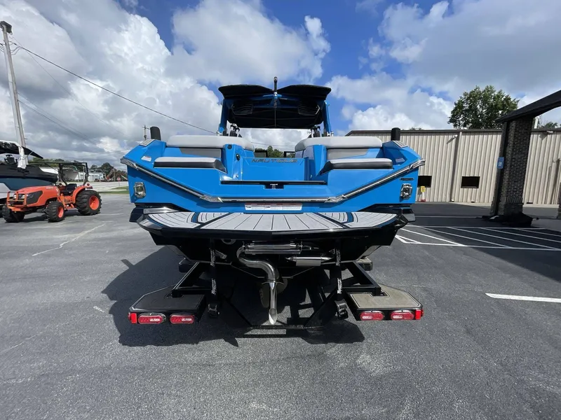 Slide: The Image of Nautique G25 2022 - 8