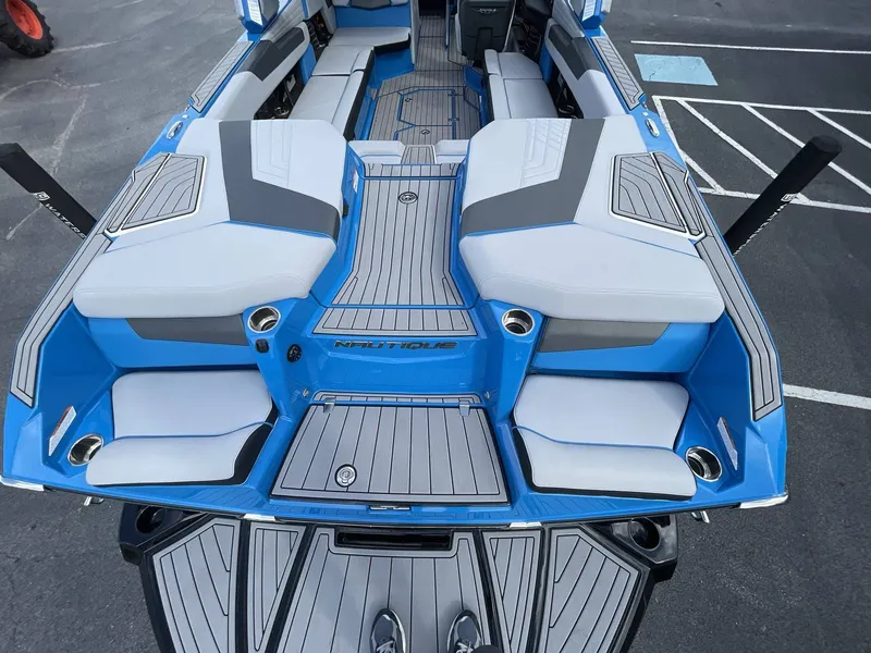 Slide: The Image of Nautique G25 2022 - 9