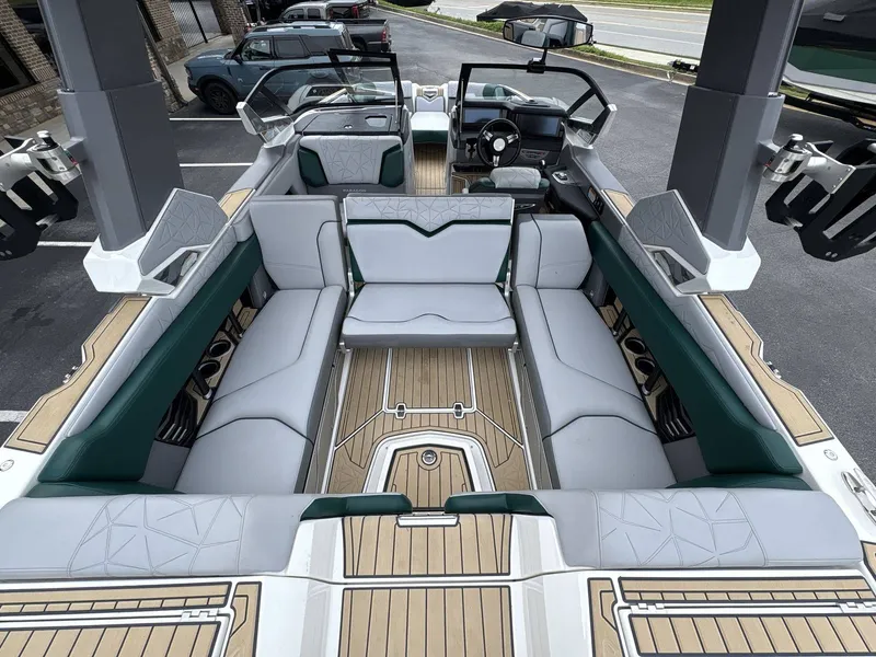 Slide: The Image of Nautique Super Air Nautique G23 Paragon 2020 - 16