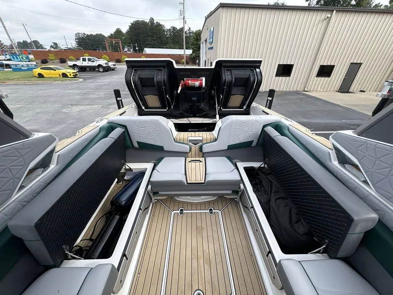 Slide: The Image of Nautique Super Air Nautique G23 Paragon 2020 - 22