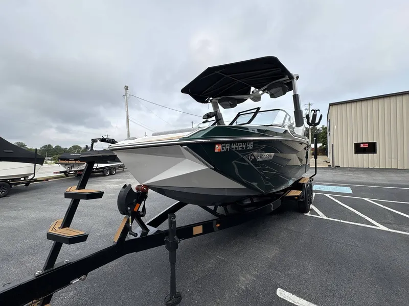 Slide: The Image of Nautique Super Air Nautique G23 Paragon 2020 - 7