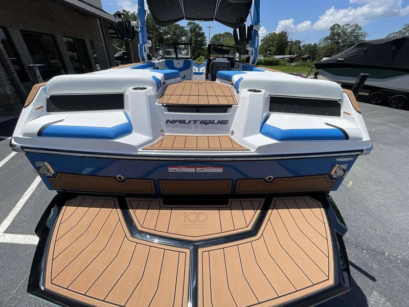 Slide: The Image of Nautique GS24 2025 - 16
