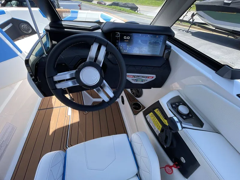 Slide: The Image of Nautique GS24 2025 - 30