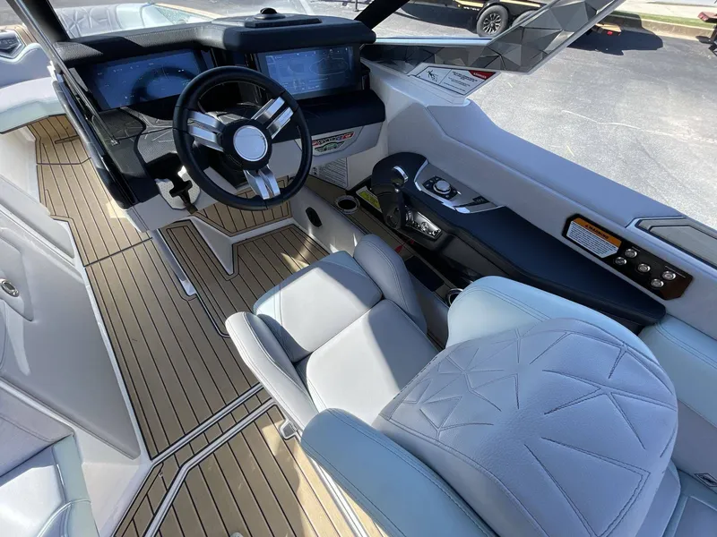 Slide: The Image of Nautique Super Air Nautique 2021 - 7