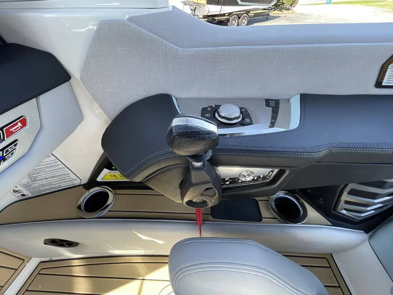 Slide: The Image of Nautique Super Air Nautique 2021 - 8