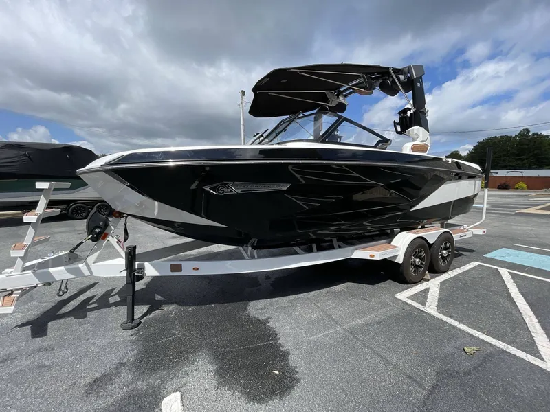 The Image of Nautique G23 2022 - 1