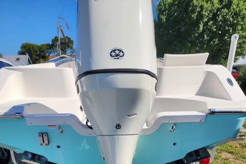 Slide: The Image of 2017 Bulls Bay 230 Center Console boat engine and hull detail. - 42