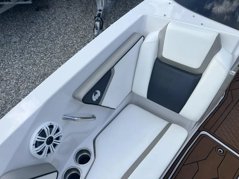 Slide: The Image of Scarab 255 HO Impulse 2015 - 14