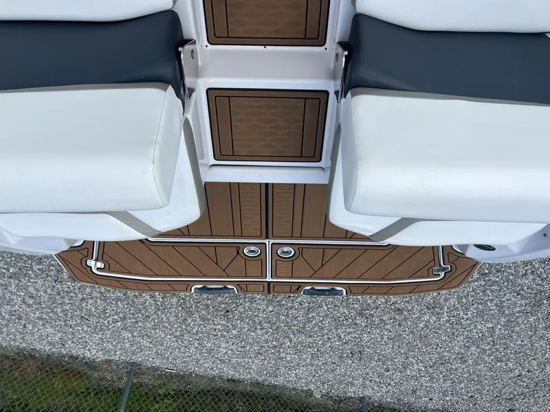 Slide: The Image of Scarab 255 HO Impulse 2015 - 16