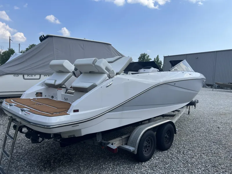 Slide: The Image of Scarab 255 HO Impulse 2015 - 23