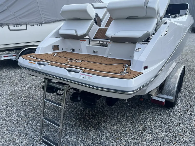 Slide: The Image of Scarab 255 HO Impulse 2015 - 24