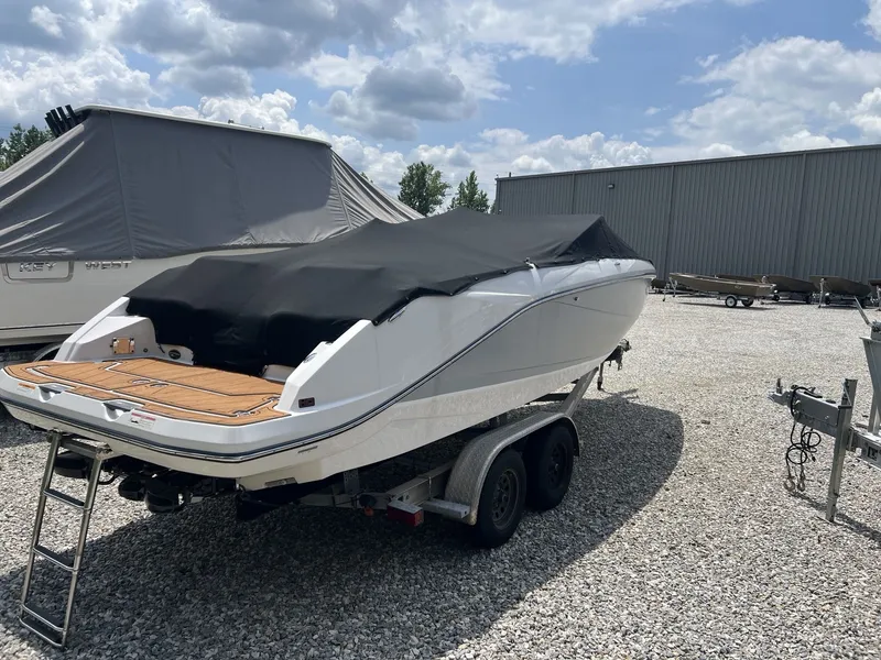 Slide: The Image of Scarab 255 HO Impulse 2015 - 25