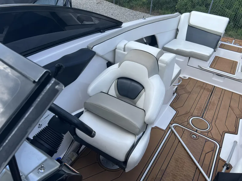 Slide: The Image of Scarab 255 HO Impulse 2015 - 5