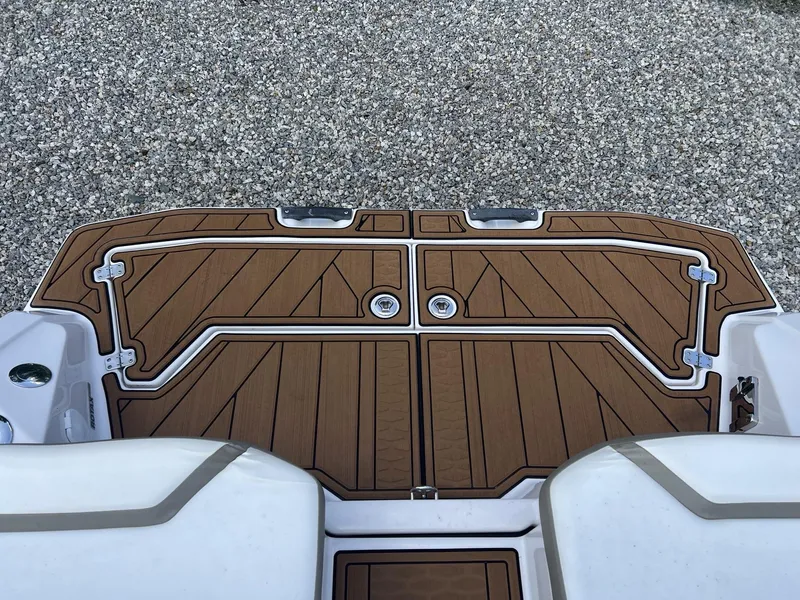 Slide: The Image of Scarab 255 HO Impulse 2015 - 7