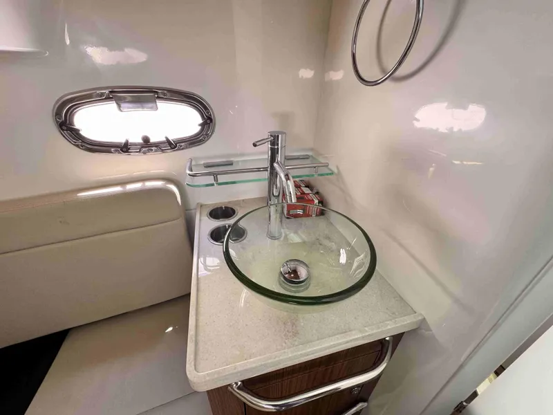 Slide: The Image of Boston Whaler 350 Outrage 2018 - 50