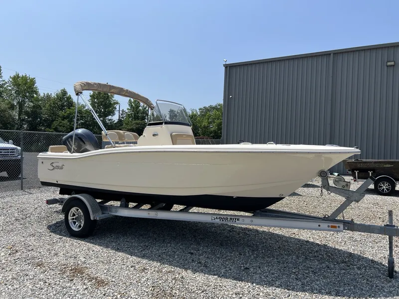 Slide: The Image of Scout 195 Sportfish 2021 - 4